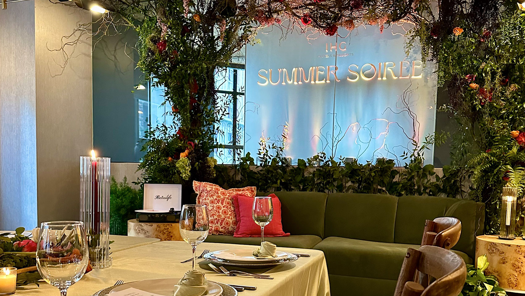 Summer Soiree table and couch set-up